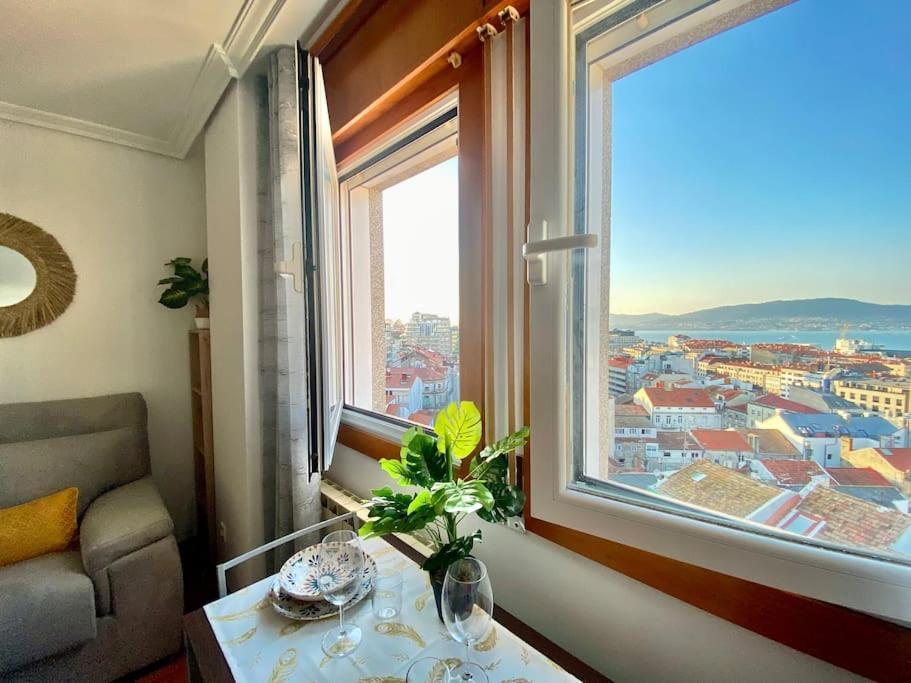 Estudio Con Vistas Al Mar Appartamento Vigo Esterno foto